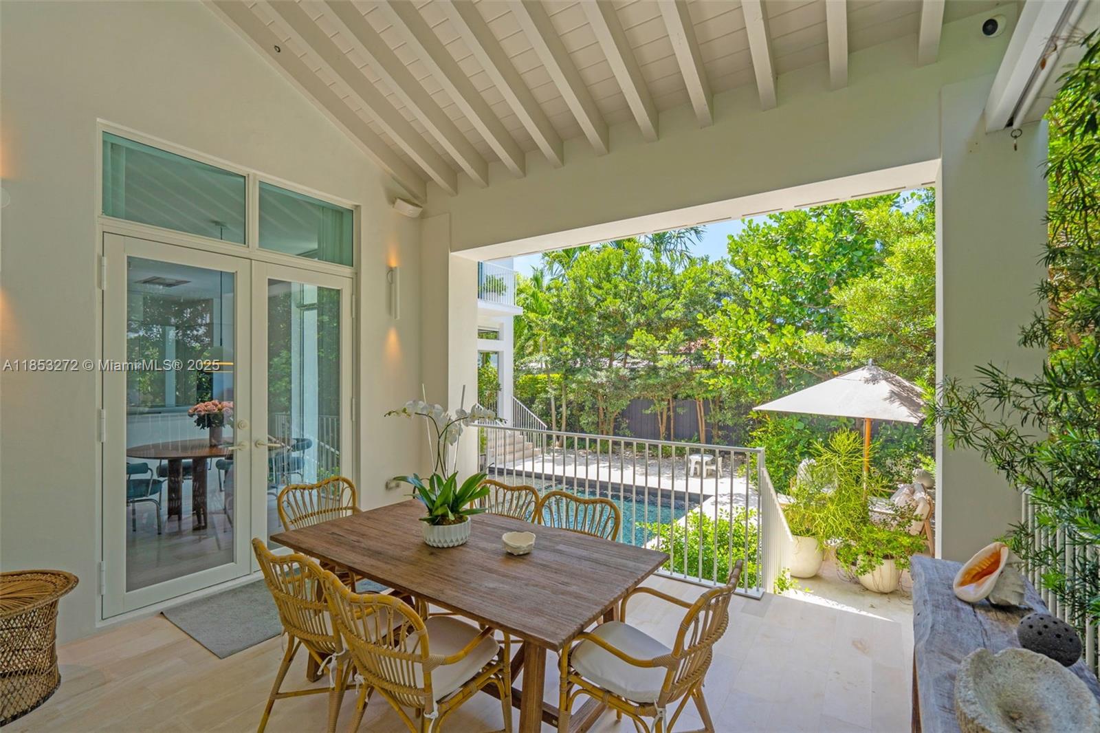 TROPICAL ISLE HOMES SUB 4 - Residential