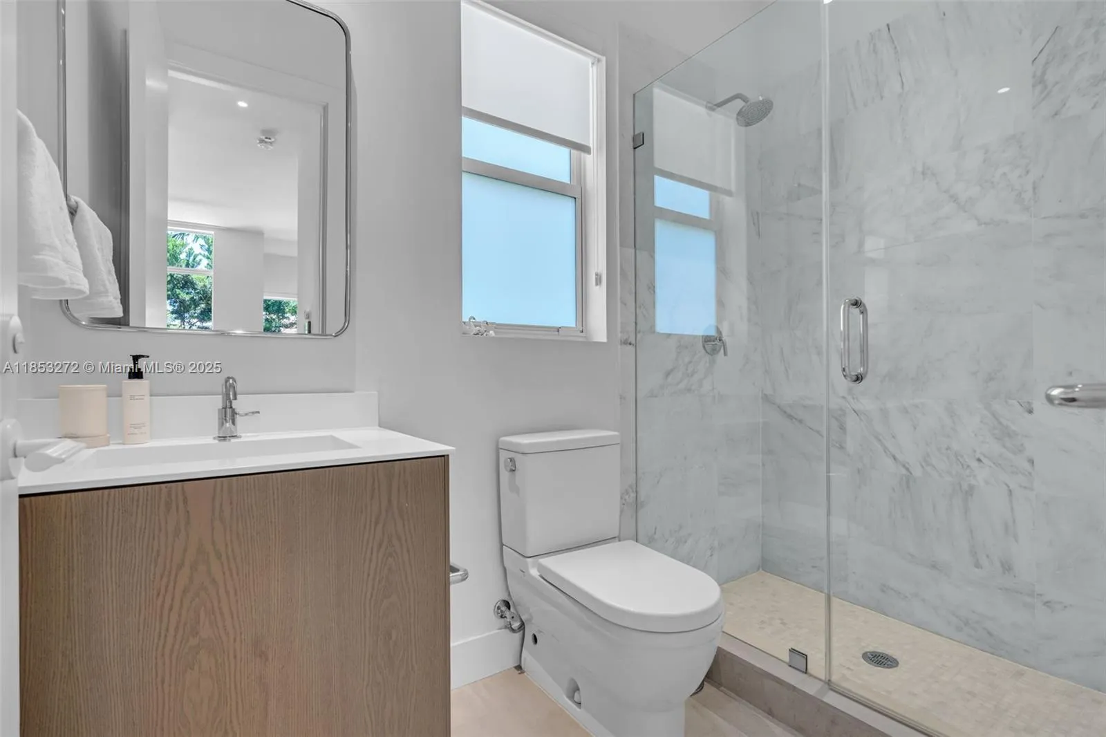 Key Biscayne, Florida 33149, United States, 6 Bedrooms Bedrooms, ,6 BathroomsBathrooms,Residential,Active,185537