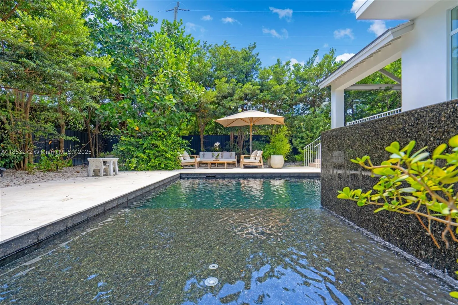 Key Biscayne, Florida 33149, United States, 6 Bedrooms Bedrooms, ,6 BathroomsBathrooms,Residential,Active,185537