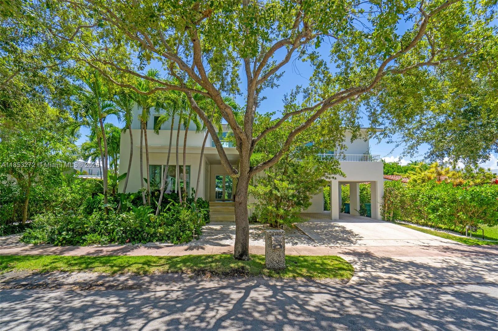 Modern and elegant 6BD/6BA home in the heart of Key Biscayne. This bright and spacious residence features high ceilings, impact windows, open living areas, and a functional layout with generous bedrooms and great storage. Enjoy two terraces, a lushly landscaped backyard, pool, and covered patio with summer kitchen, ideal for entertaining. Set on a 7,617 SF lot with 3,737 SF under AC, just a short walk to parks, schools, shops, and the beach. A perfect blend of style, comfort, and island living.