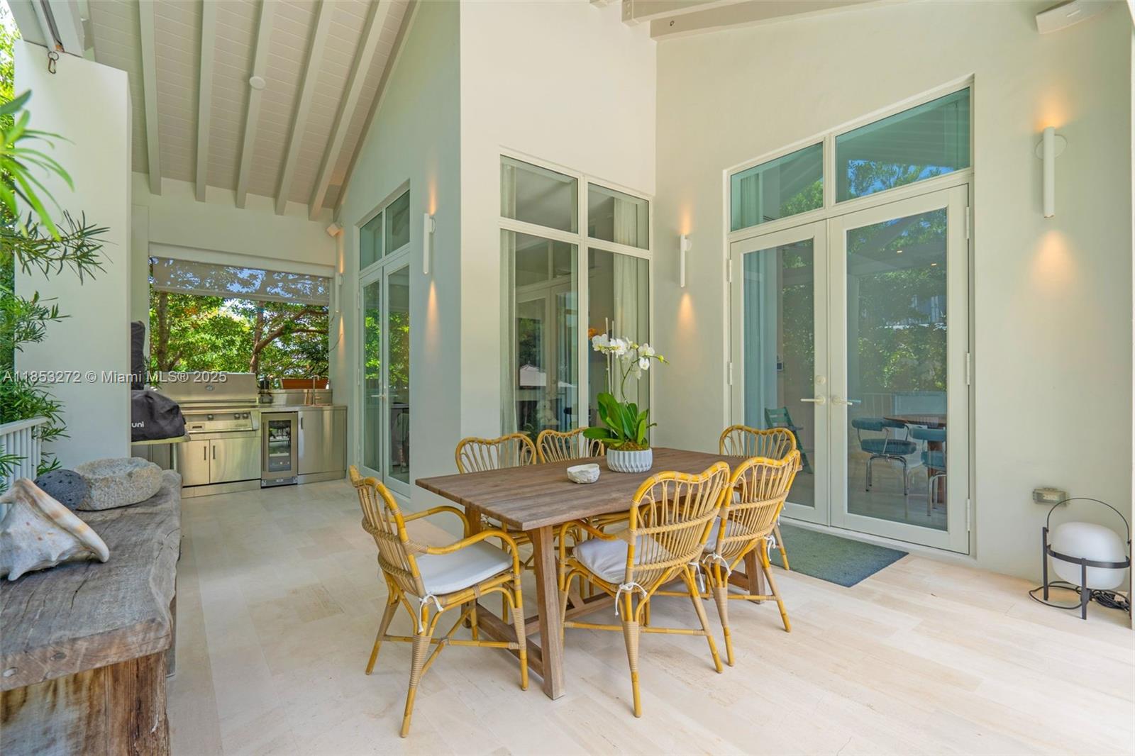 TROPICAL ISLE HOMES SUB 4 - Residential