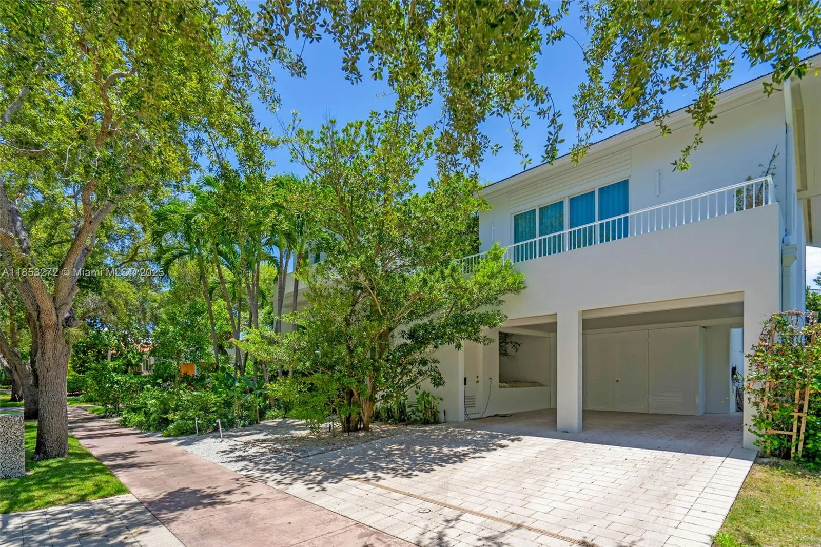 Key Biscayne, Florida 33149, United States, 6 Bedrooms Bedrooms, ,6 BathroomsBathrooms,Residential,Active,185537