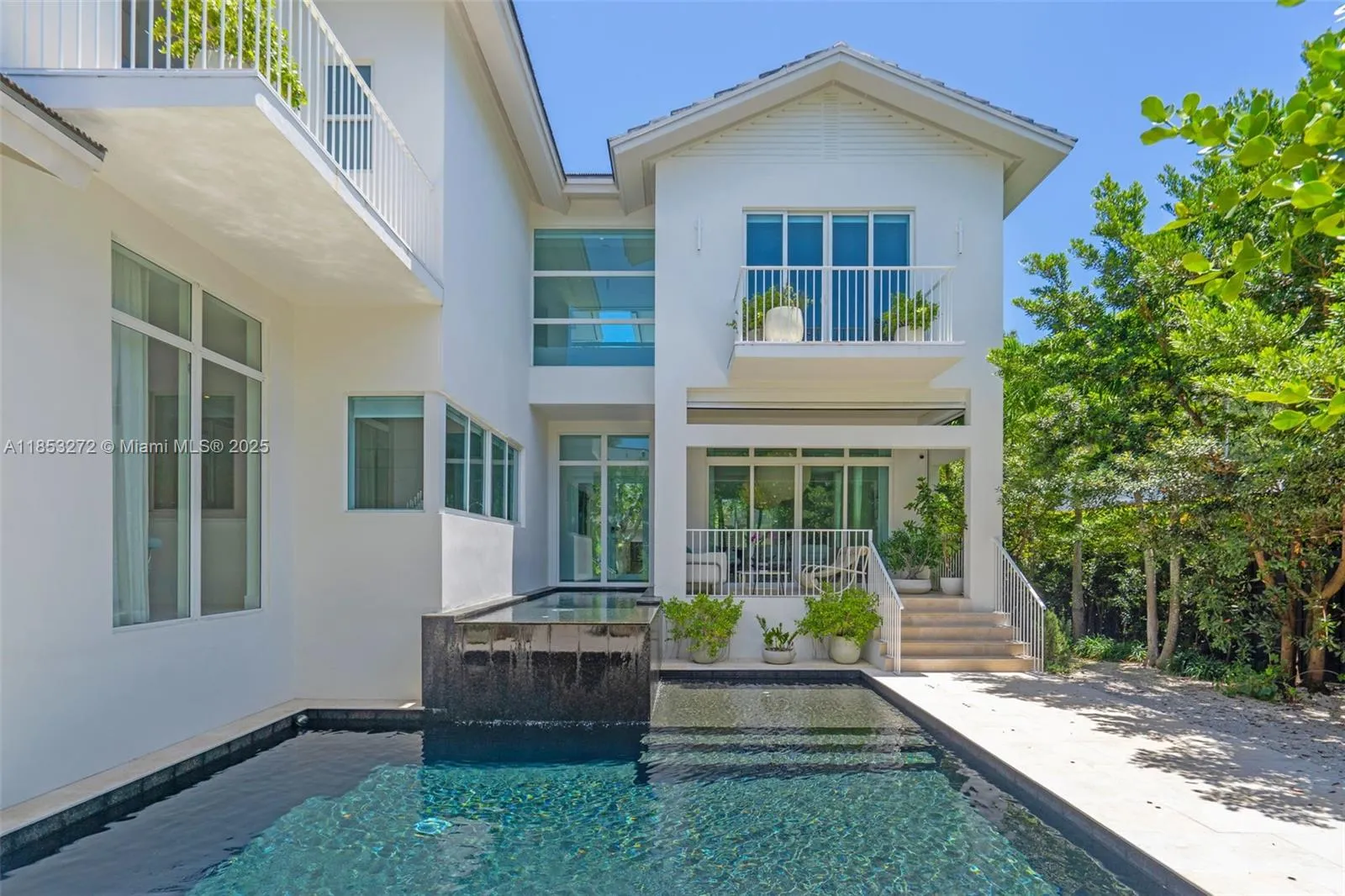 Key Biscayne, Florida 33149, United States, 6 Bedrooms Bedrooms, ,6 BathroomsBathrooms,Residential,Active,185537