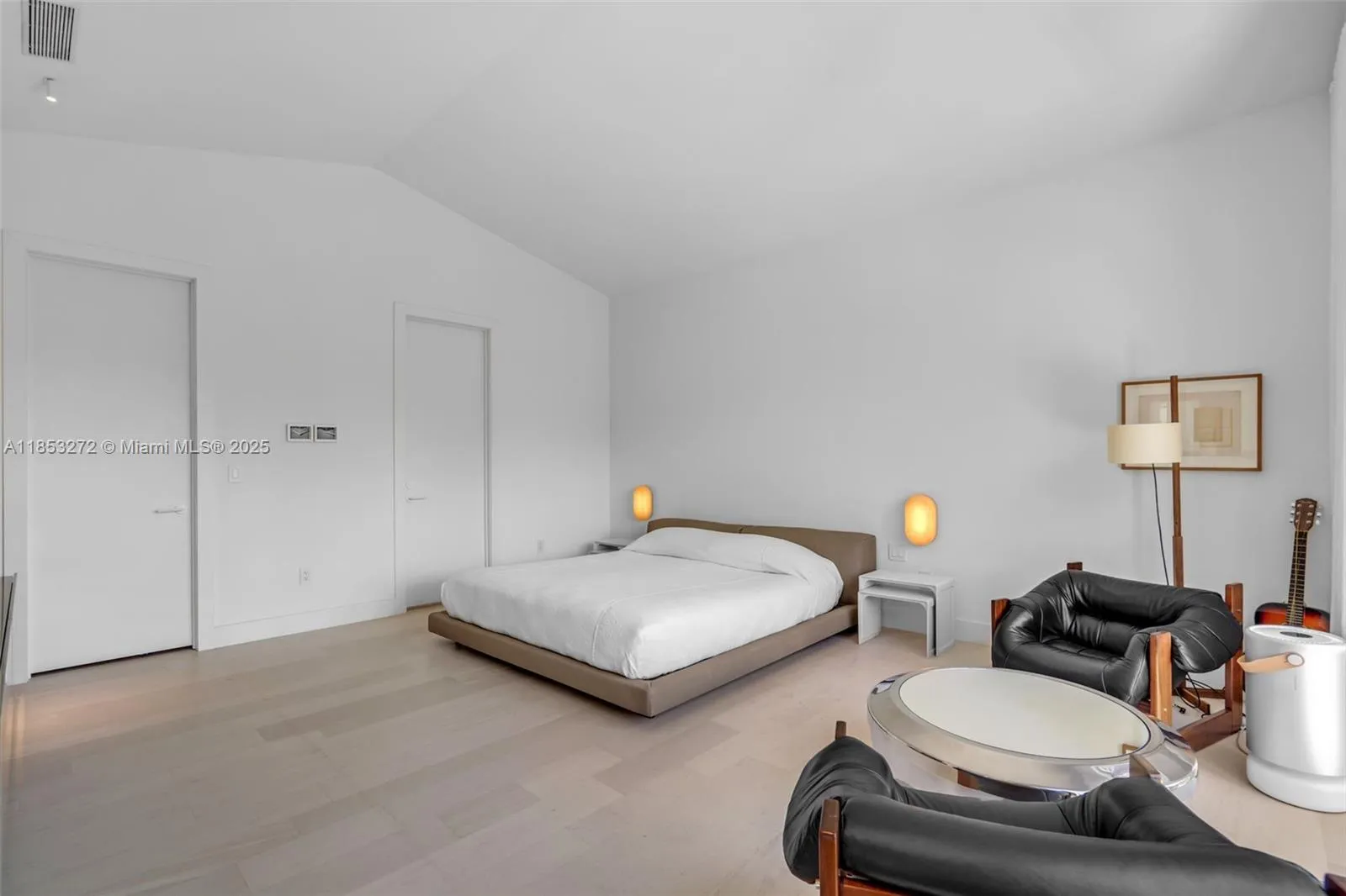 Key Biscayne, Florida 33149, United States, 6 Bedrooms Bedrooms, ,6 BathroomsBathrooms,Residential,Active,185537