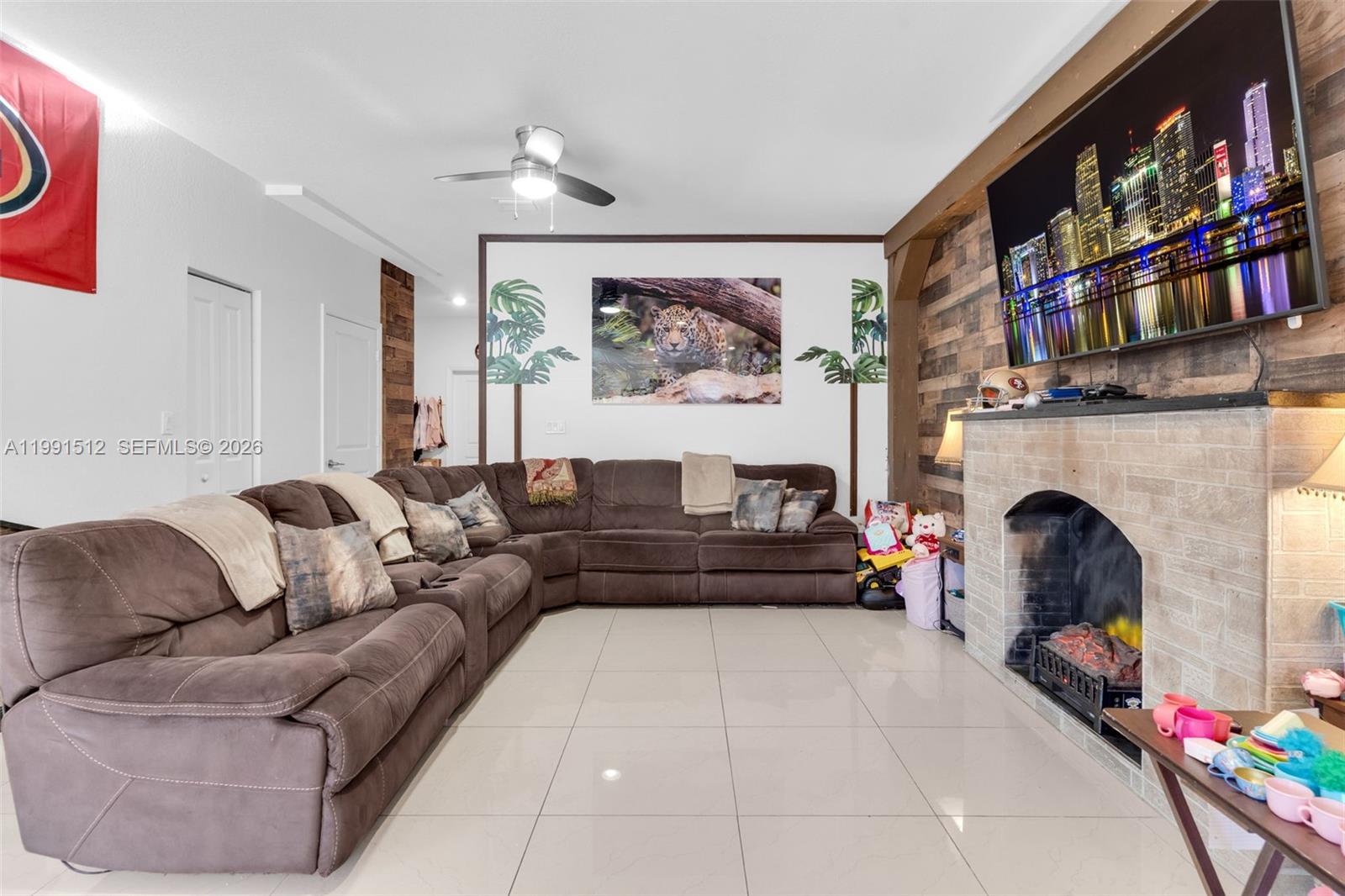 S ALLAPATTAH GARDENS - Residential