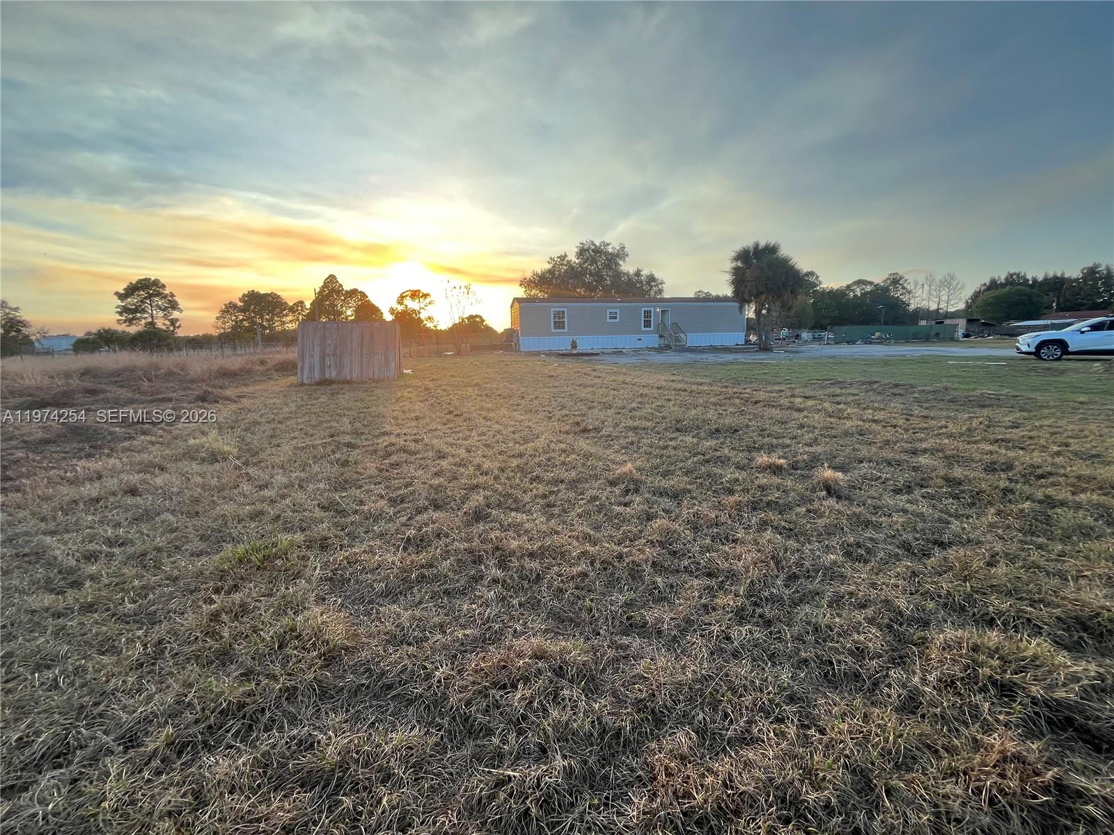 MONTURA RANCH EST 1 ST S/D - Residential