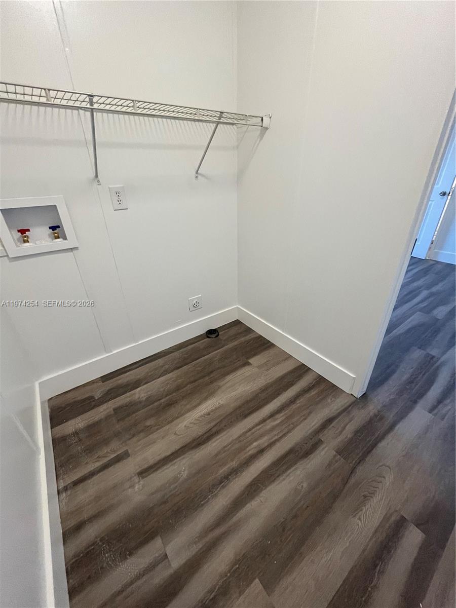 MONTURA RANCH EST 1 ST S/D - Residential