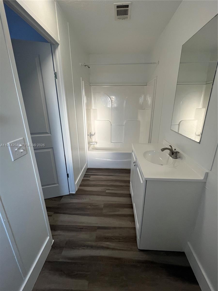 MONTURA RANCH EST 1 ST S/D - Residential