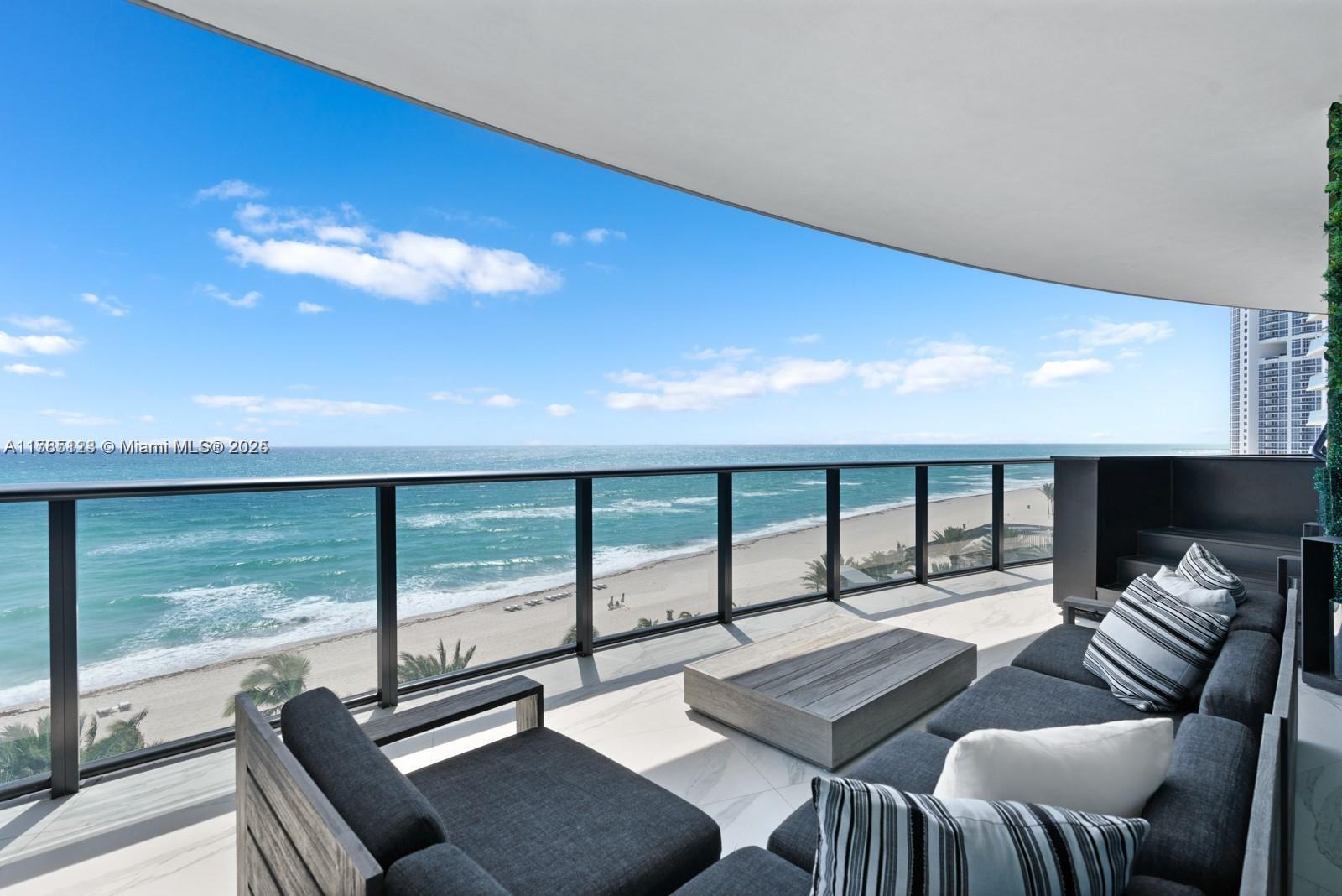 18555 COLLINS AVENUE COND - Residential