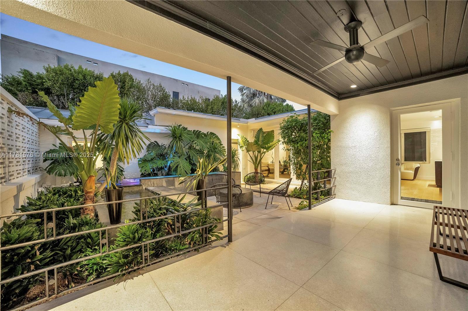 NAUTILUS EXTENSION - Residential