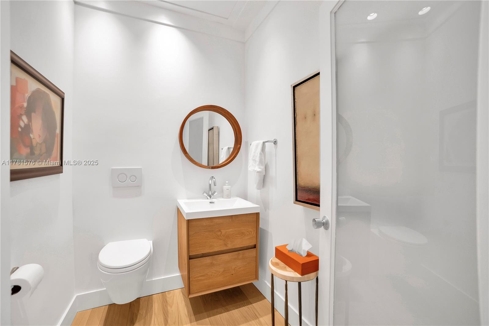 NAUTILUS EXTENSION - Residential