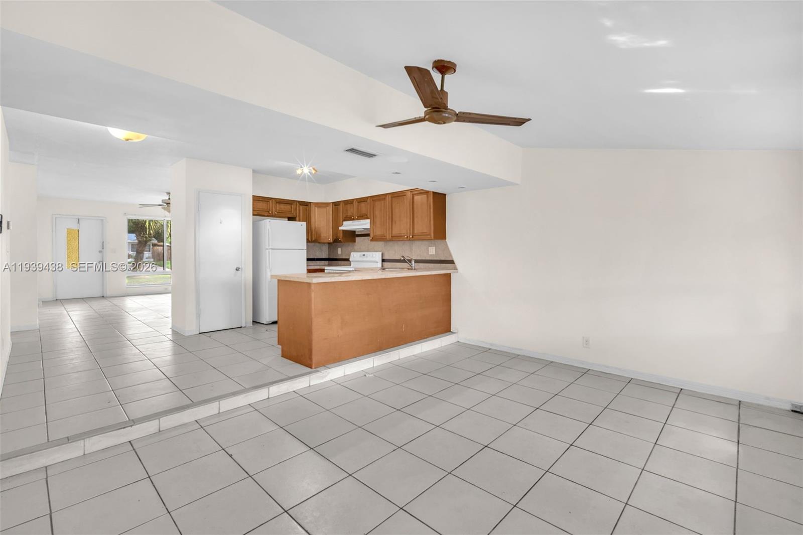 CORAL RIDGE ADD - Residential Lease