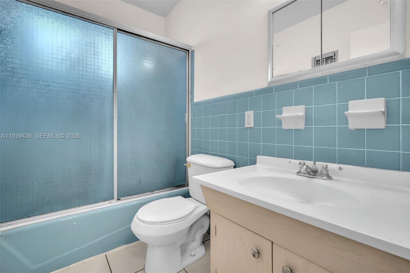 CORAL RIDGE ADD - Residential Lease