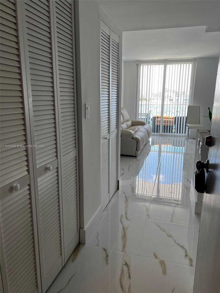 1035 West Ave 803