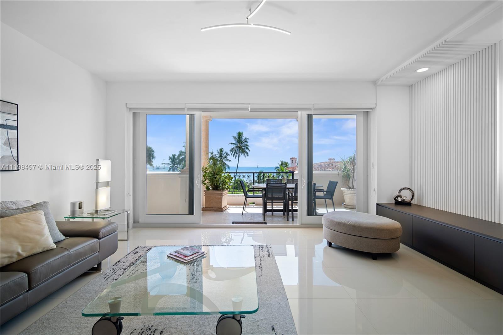 SEASIDE CONDO - Residential Lease