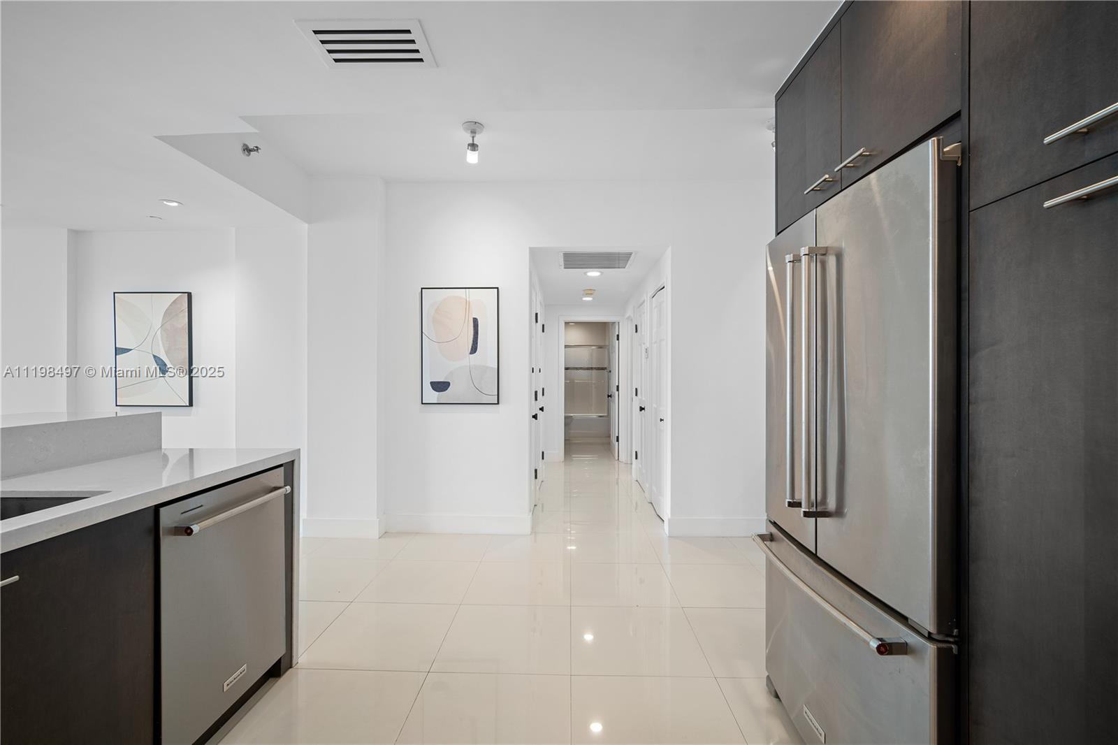 SEASIDE CONDO - Residential Lease