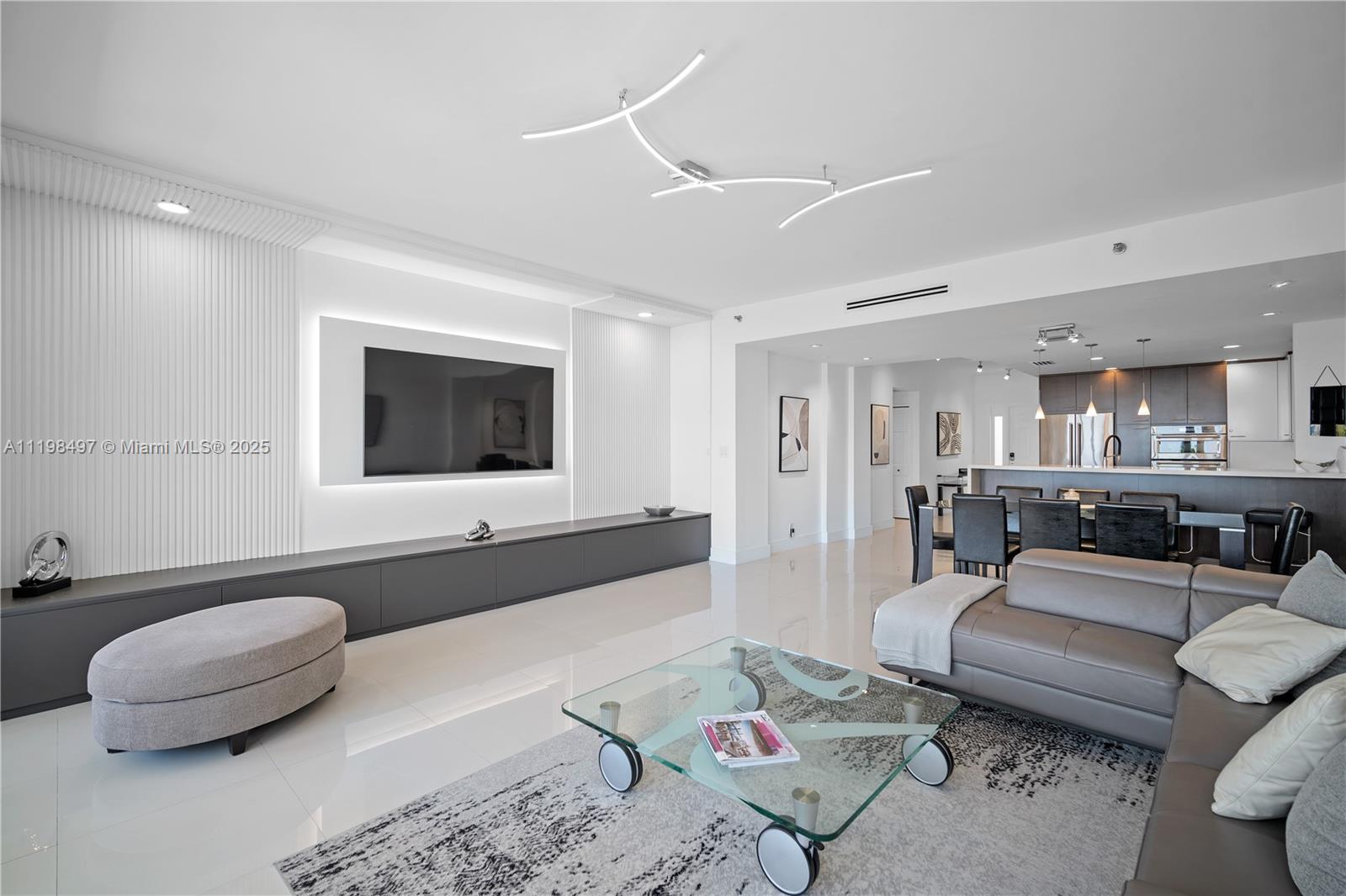 SEASIDE CONDO - Residential Lease