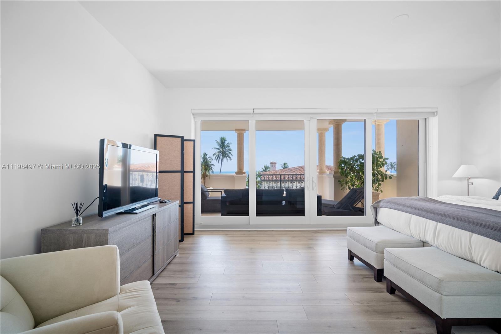 SEASIDE CONDO - Residential Lease