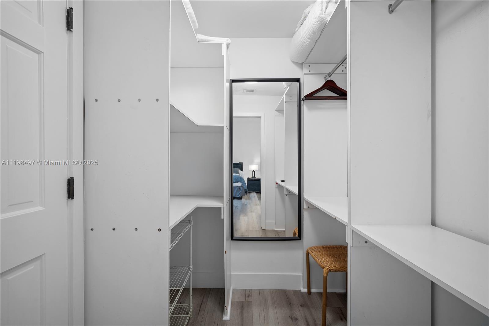 SEASIDE CONDO - Residential Lease