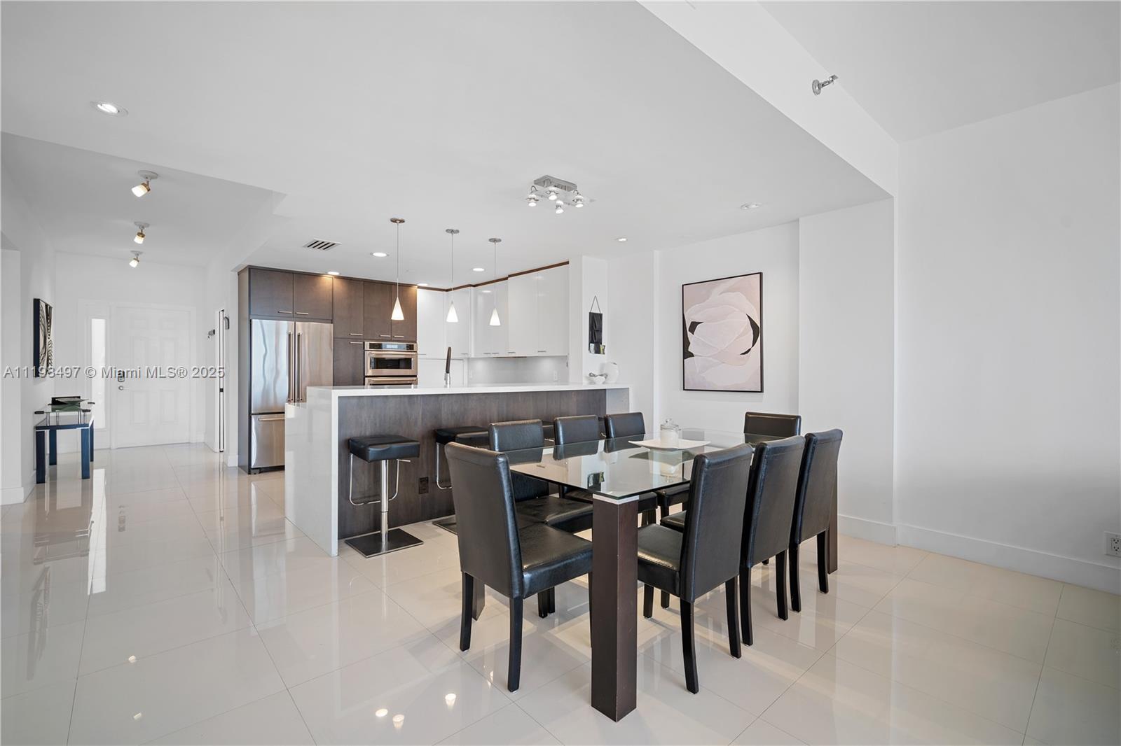 SEASIDE CONDO - Residential Lease