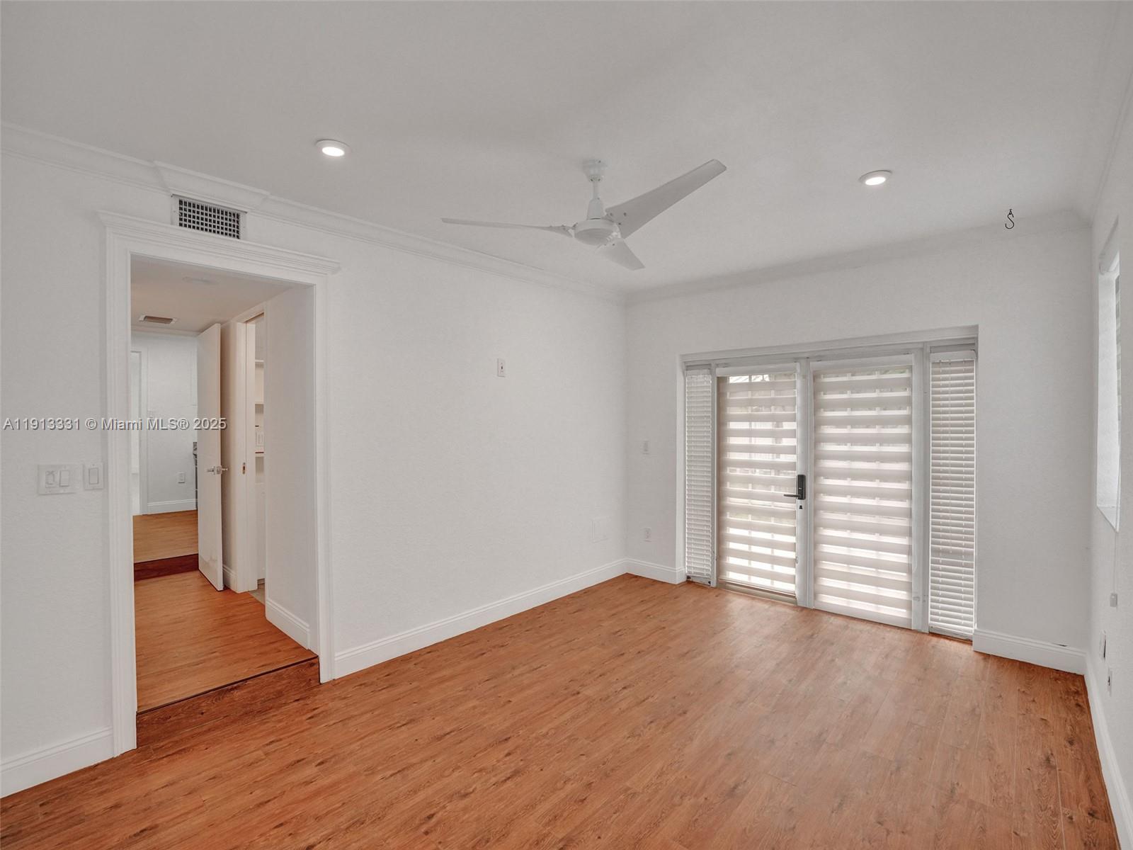 1ST ADDN BISCAYNE LAWN - Residential