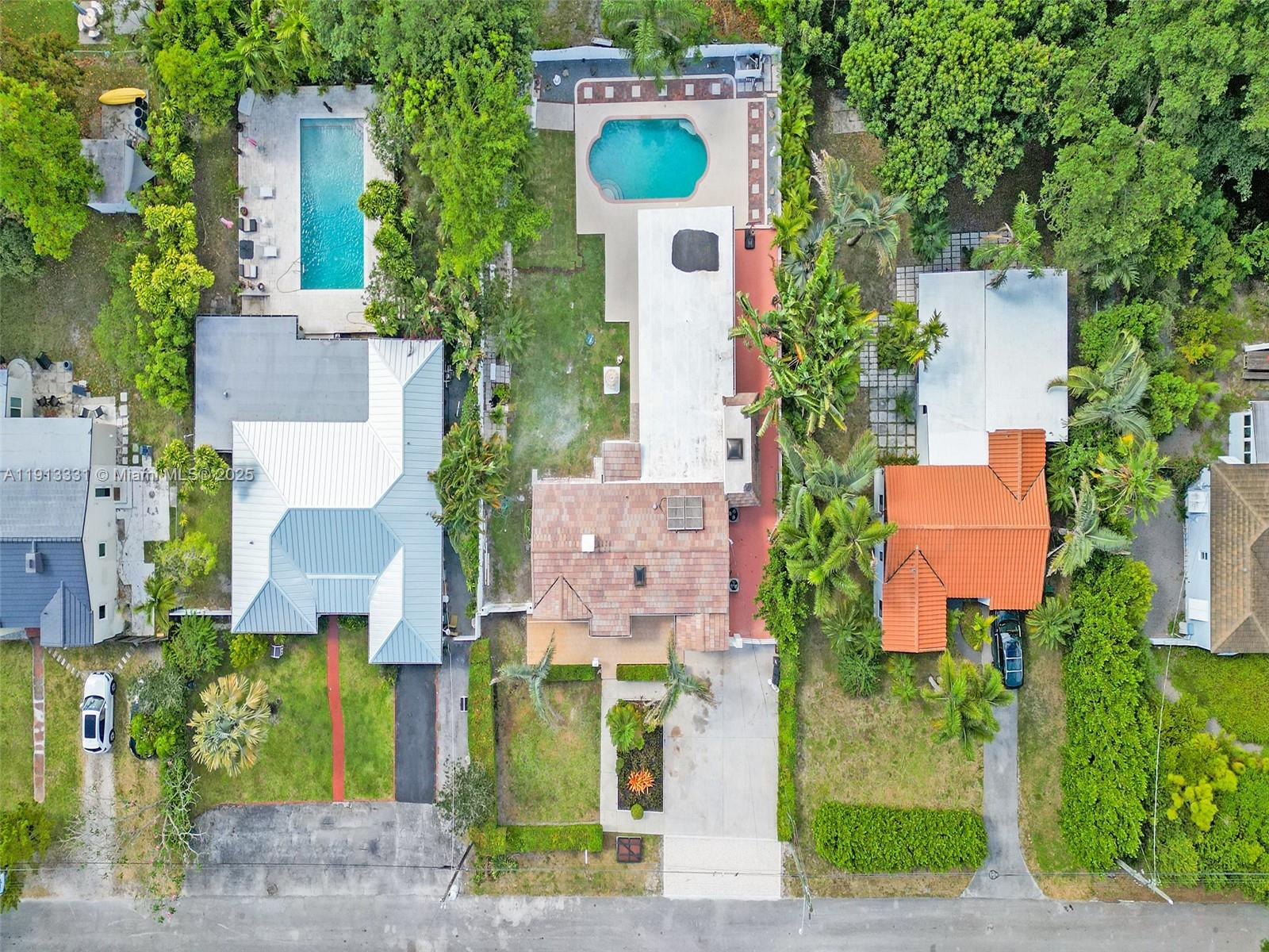 1ST ADDN BISCAYNE LAWN - Residential