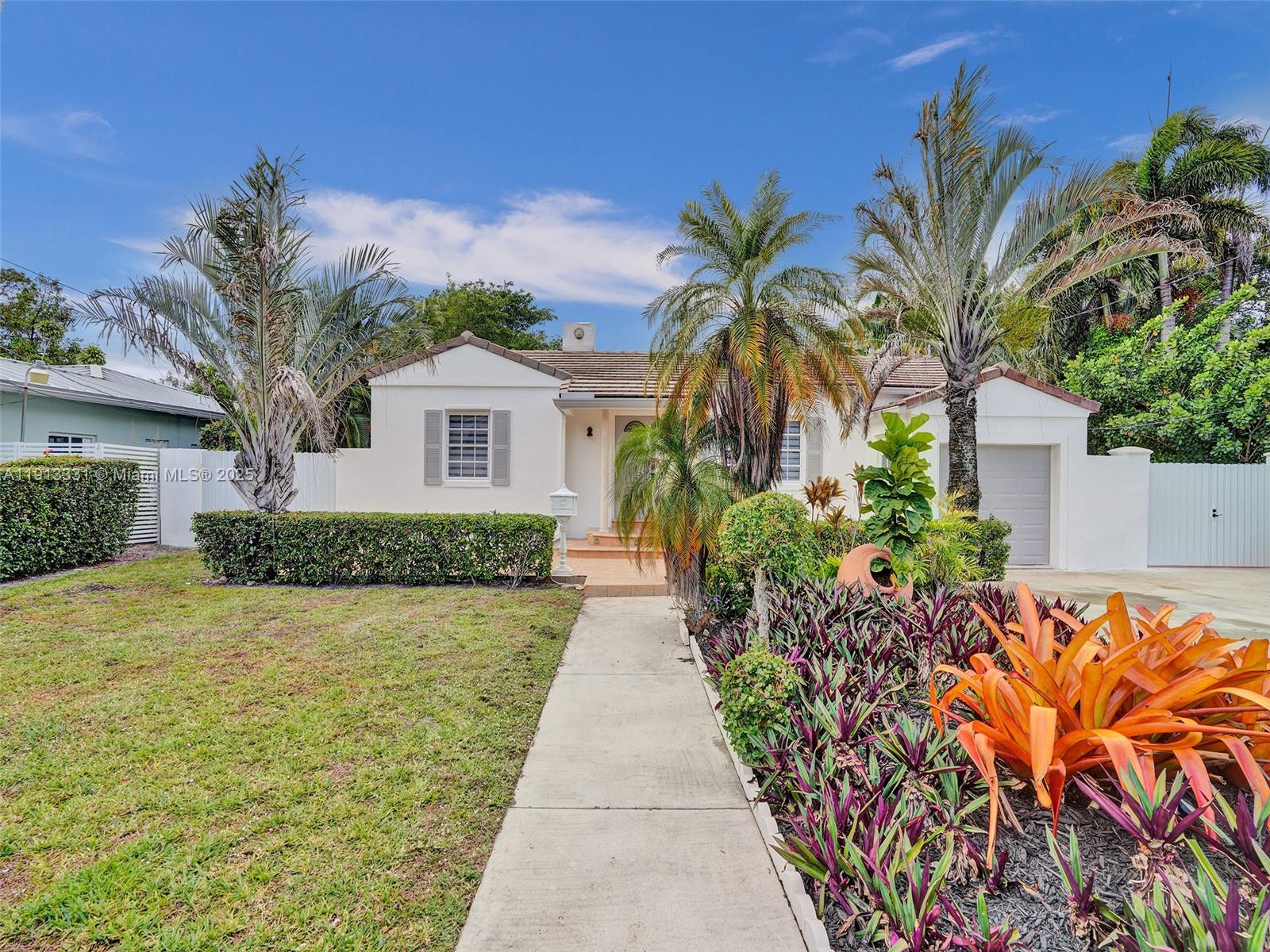 1ST ADDN BISCAYNE LAWN - Residential