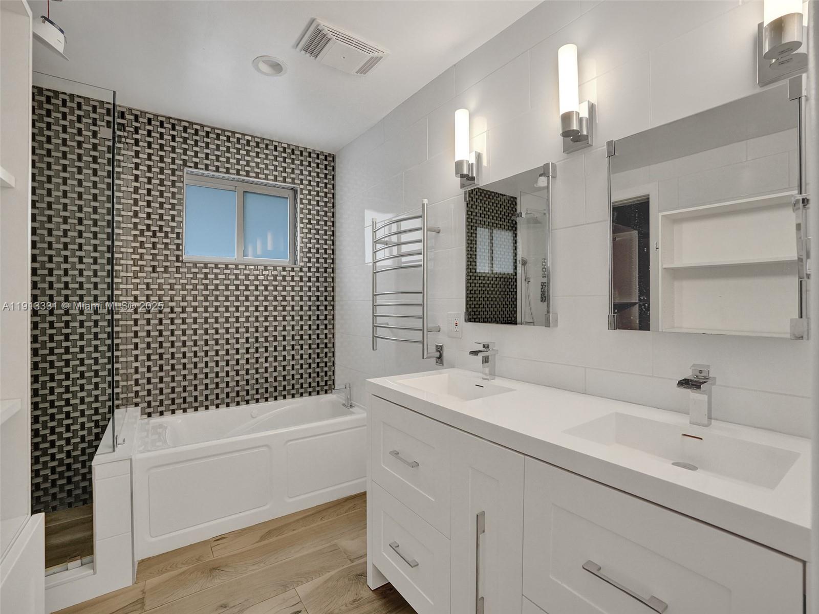 1ST ADDN BISCAYNE LAWN - Residential