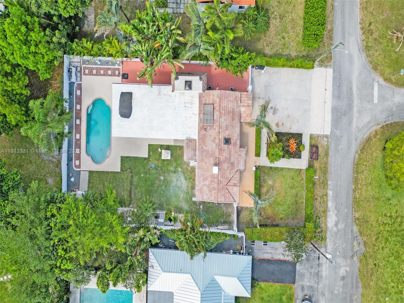 1ST ADDN BISCAYNE LAWN - Residential