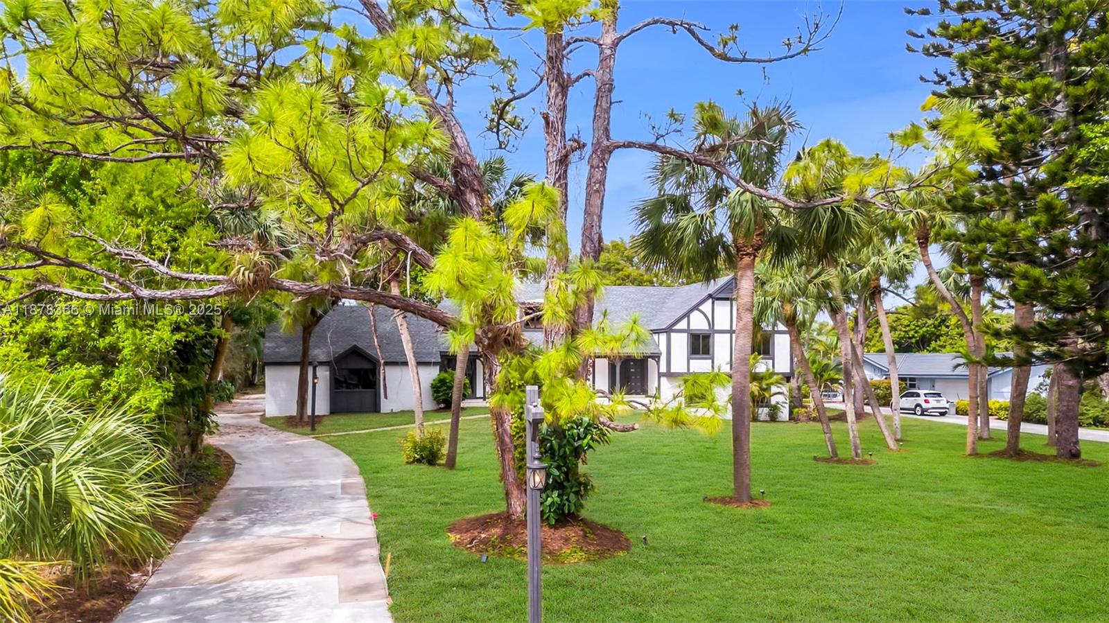 MONET GARDENS AMD (UNREC) - Residential Lease
