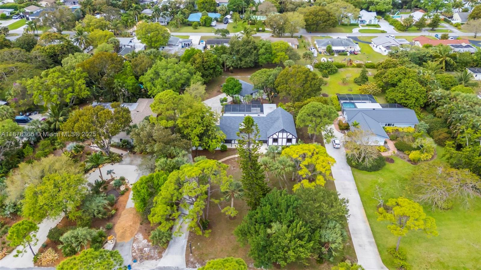 MONET GARDENS AMD (UNREC) - Residential Lease