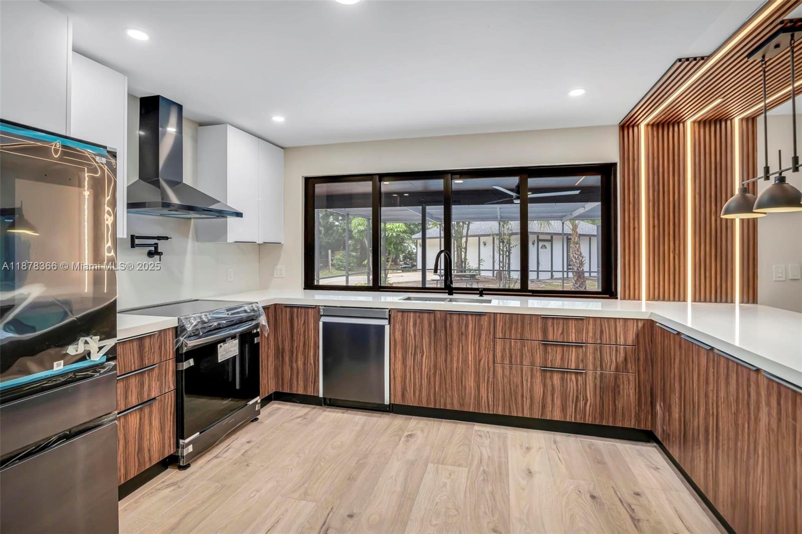 MONET GARDENS AMD (UNREC) - Residential Lease
