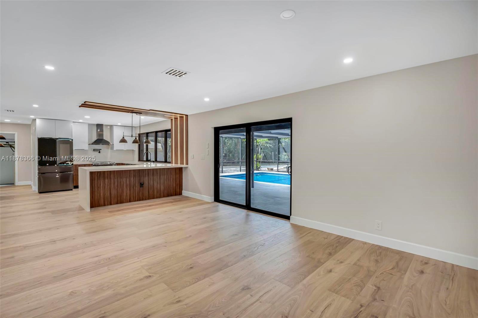 MONET GARDENS AMD (UNREC) - Residential Lease