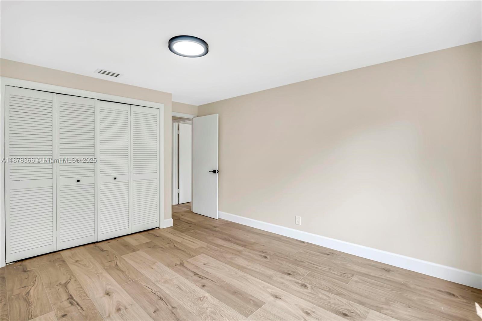 MONET GARDENS AMD (UNREC) - Residential Lease