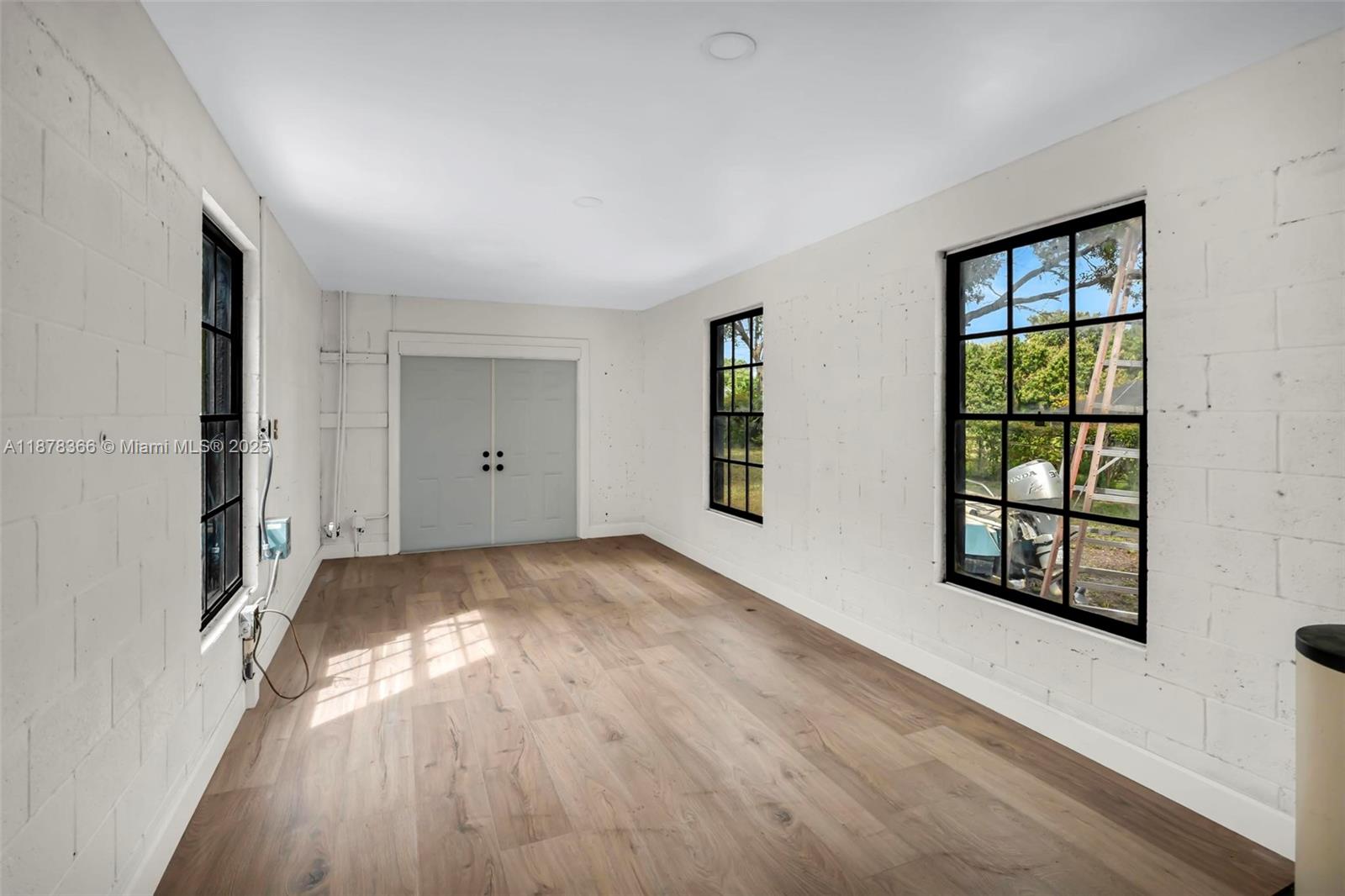 MONET GARDENS AMD (UNREC) - Residential Lease