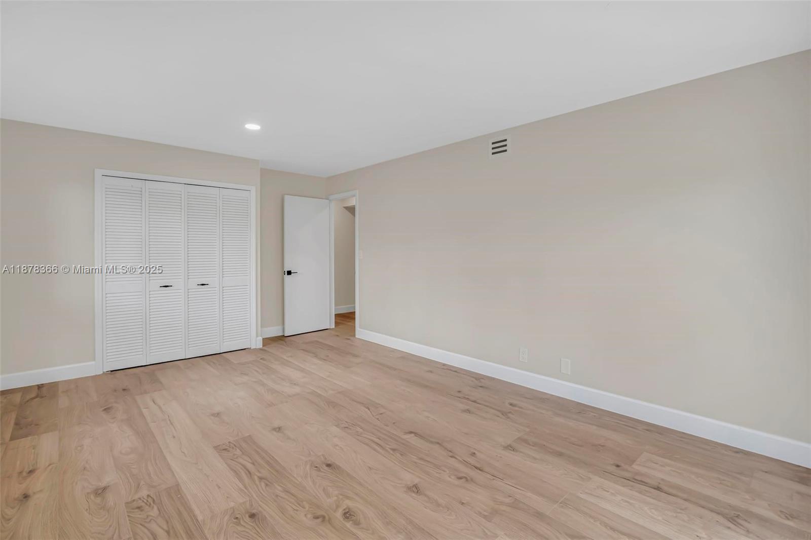 MONET GARDENS AMD (UNREC) - Residential Lease