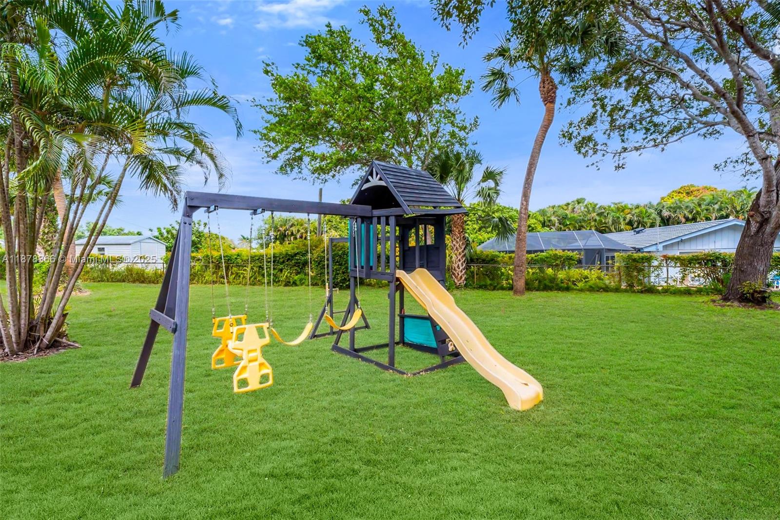 MONET GARDENS AMD (UNREC) - Residential Lease