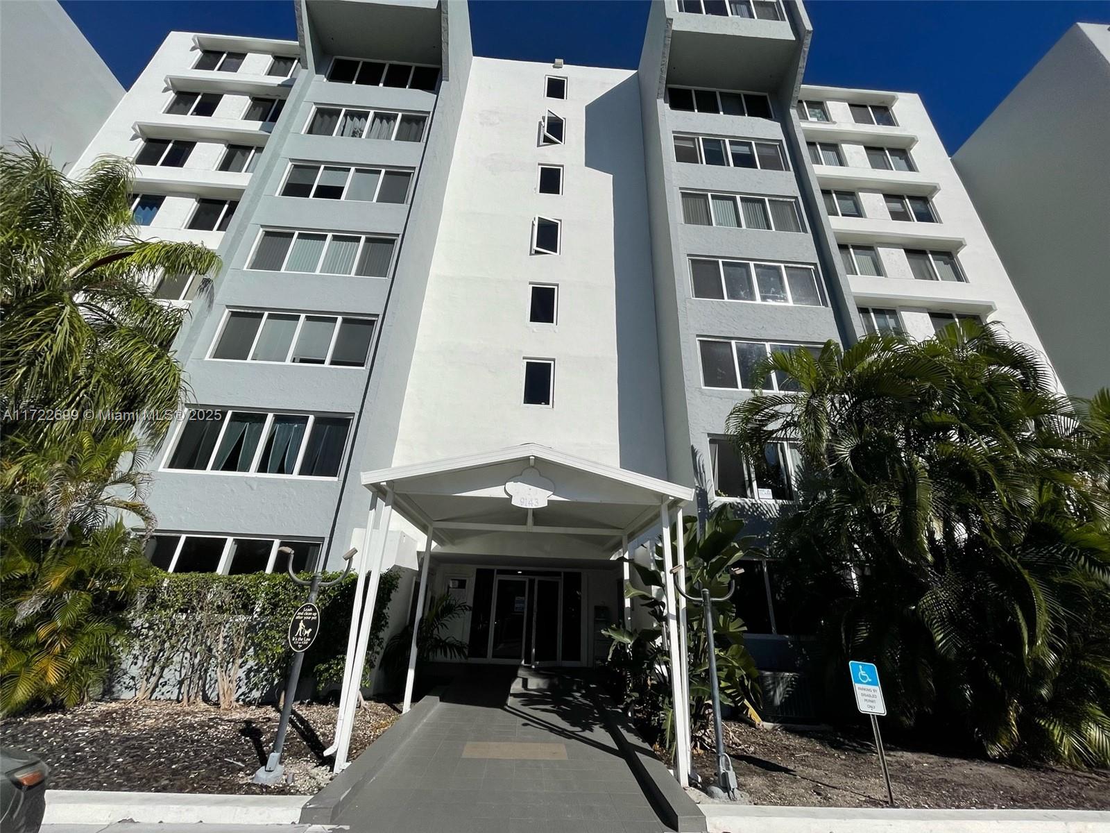 DADELAND PLACE CONDO - Residential