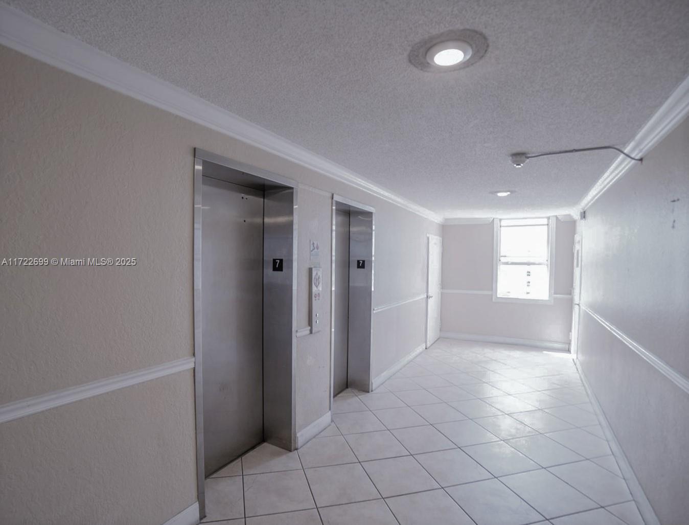 DADELAND PLACE CONDO - Residential