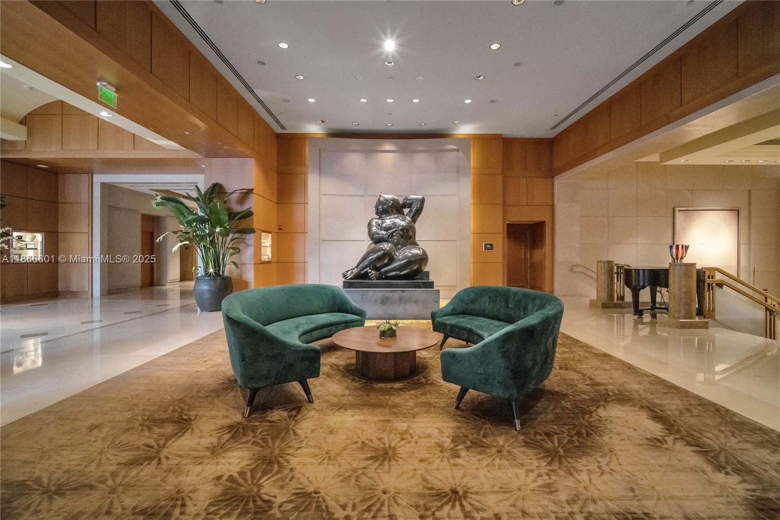 MILLENNIUM TOWER CONDOMIN - Residential Lease