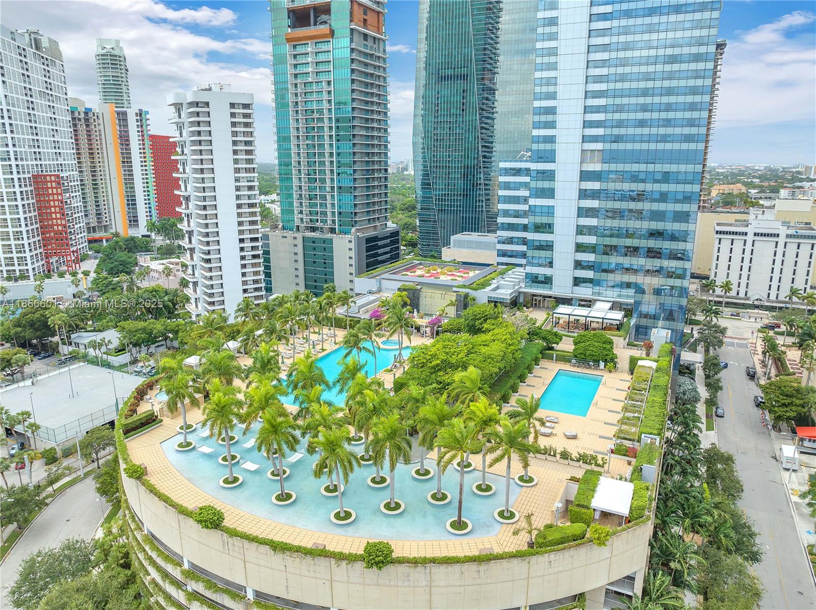 MILLENNIUM TOWER CONDOMIN - Residential Lease