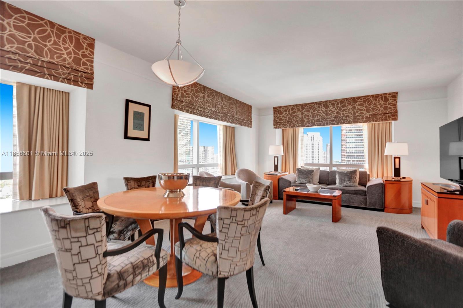 Welcome to an exceptional rental opportunity at the prestigious Four Seasons Hotel in the heart of Brickell, Miami’s financial and cultural center. This residence combines the privacy of a luxury home with the unmatched services and amenities of a five-star hotel.
Spacious, open floor plan features a stylish living area, a fully equipped modern kitchen, a serene bedroom retreat designed for comfort and convenience. Floor-to-ceiling windows showcase breathtaking views of the iconic Miami skyline, creating a truly elevated living experience.
you’ll enjoy exclusive access to world-class amenities, including the renowned pool deck, Equinox gym, full-service spa, and on-site dining.
Set in the vibrant Brickell neighborhood, you’ll be just moments away from fine dining, shopping, and more.