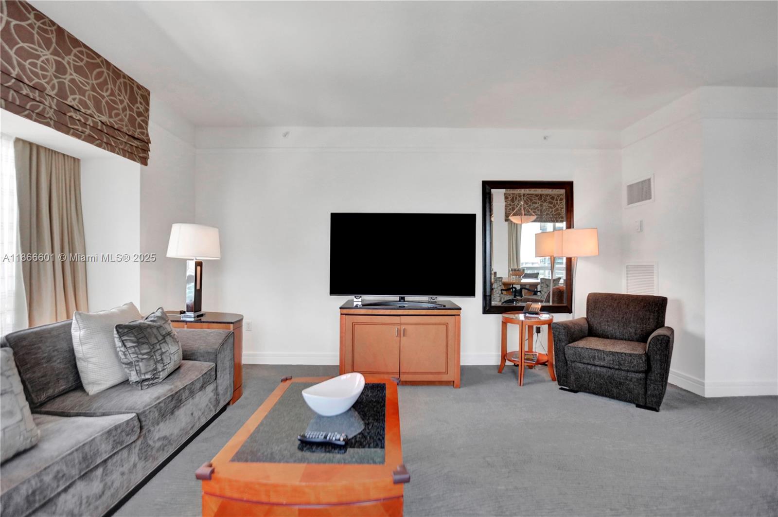 MILLENNIUM TOWER CONDOMIN - Residential Lease