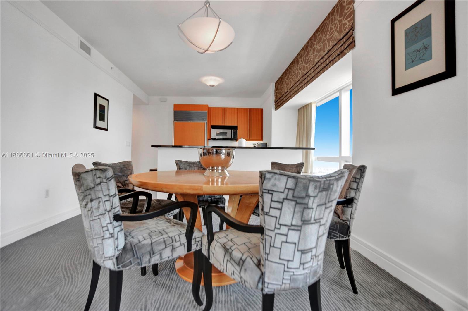 MILLENNIUM TOWER CONDOMIN - Residential Lease