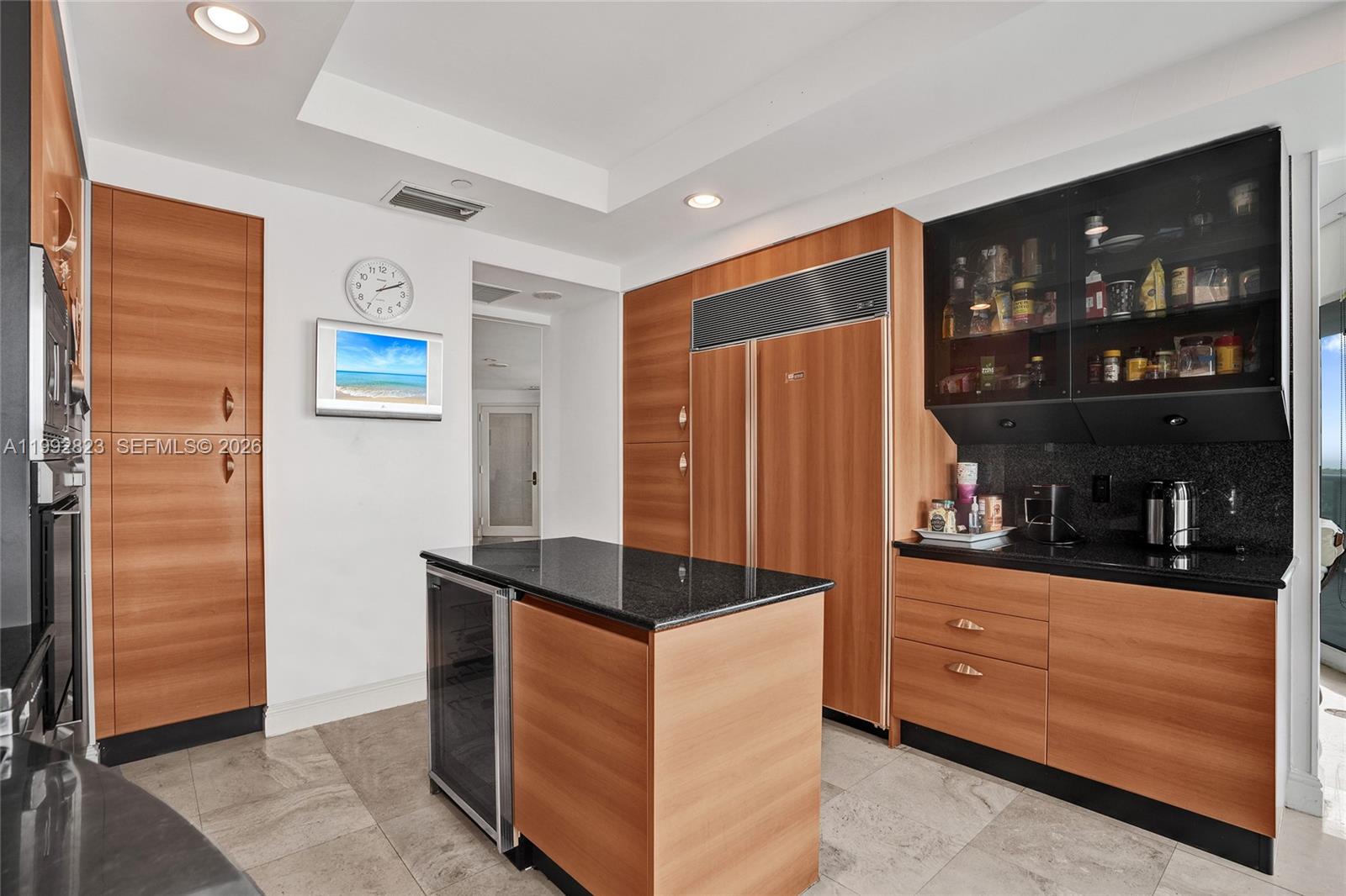 TOWERS OF PORTO VITA-SOUT - Residential Lease