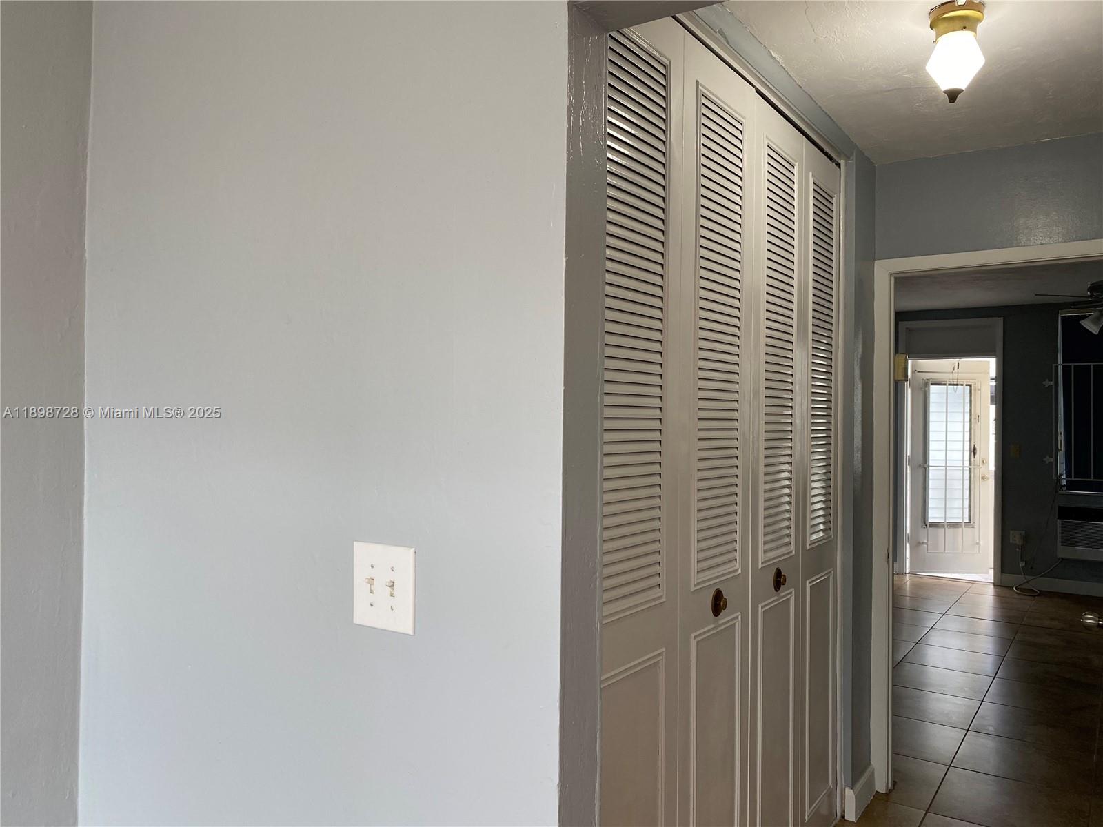 SOUTHERN STAR CONDO - Residential