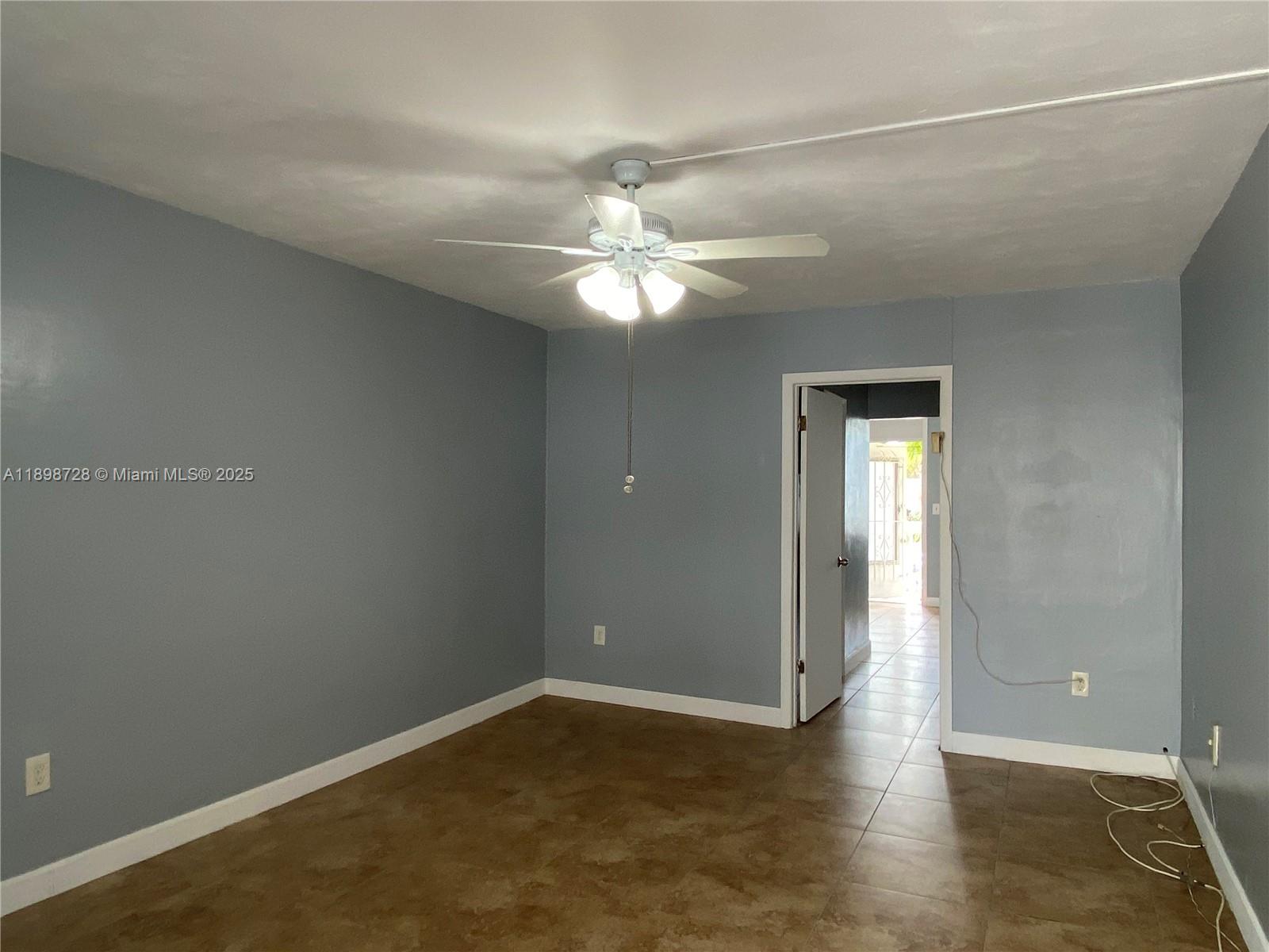 SOUTHERN STAR CONDO - Residential