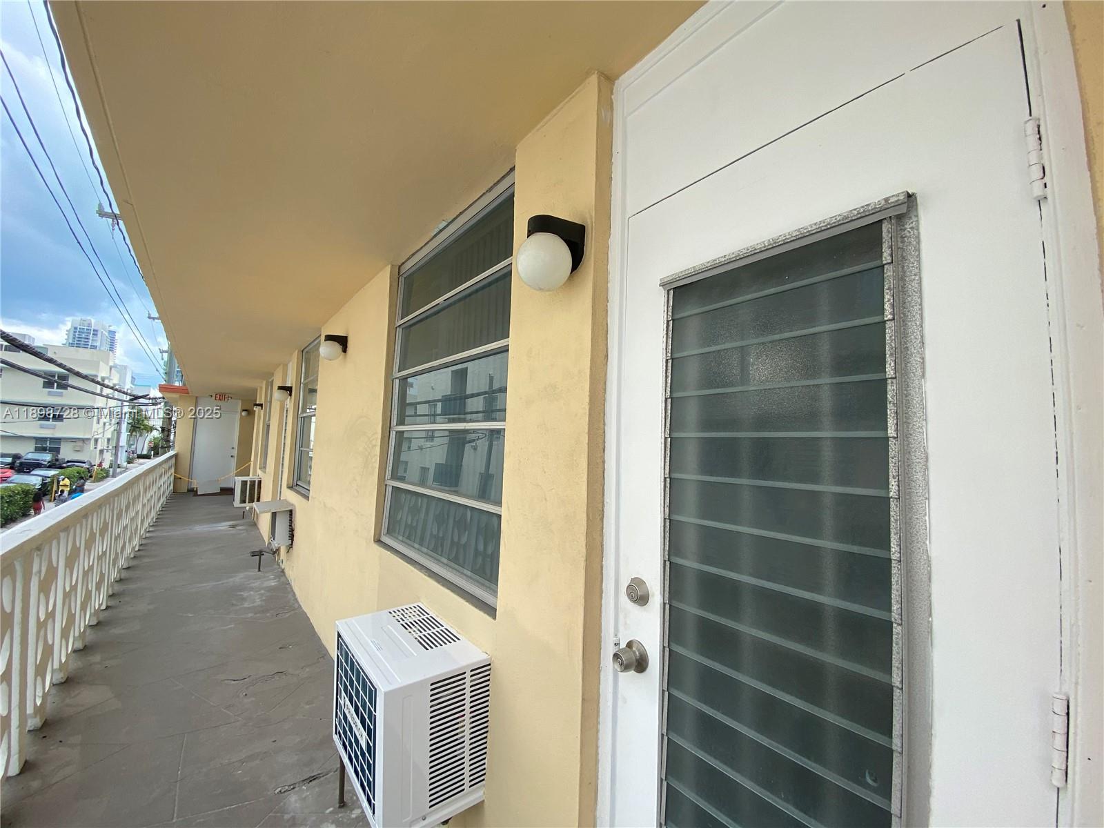 SOUTHERN STAR CONDO - Residential