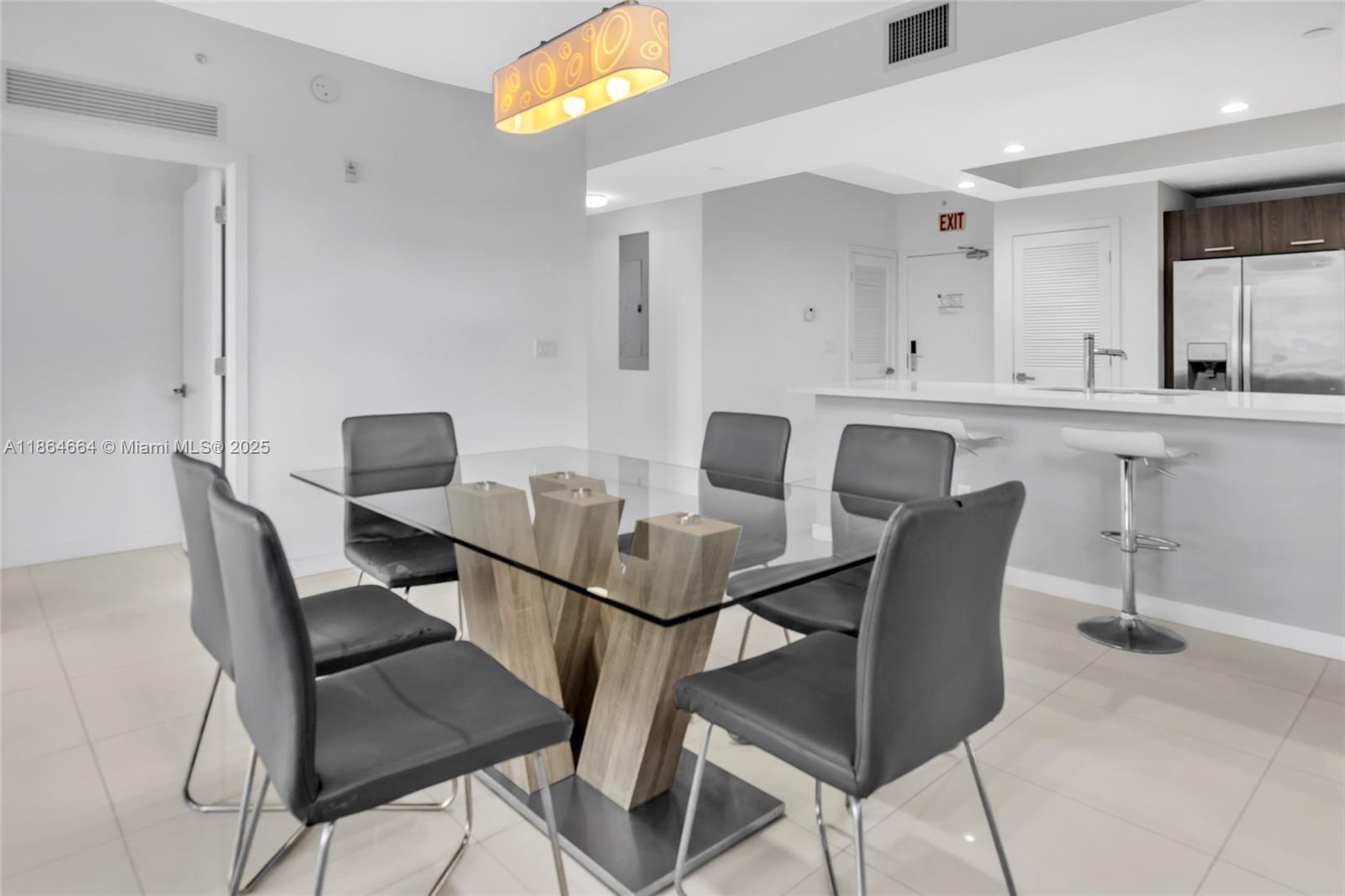 1120 98th St 403