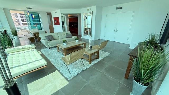 LAS OLAS BEACH CLUB CONDO - Residential